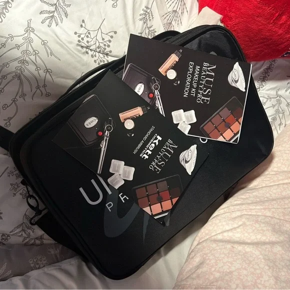 Professional Makeup Kit - Multicolor - Picture 9 of 9